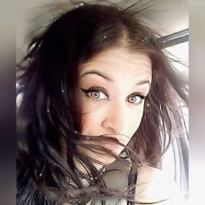 Meet your Posher, Bet